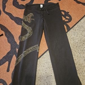 Lucky Brand Snake & Apple Sweatpants